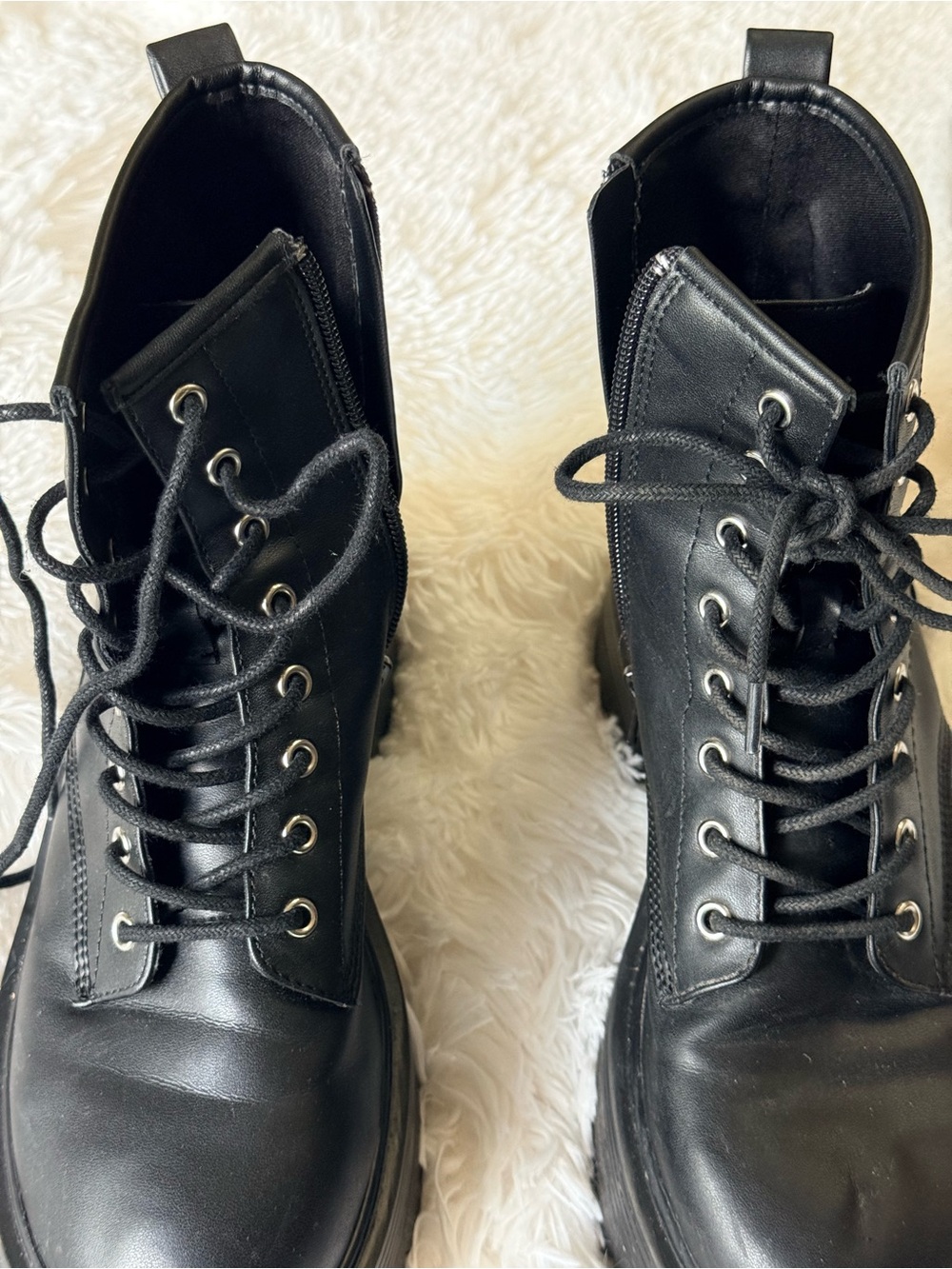 Madden girl Black Lace-Up platform Boots - Women - Picture 2 of 6